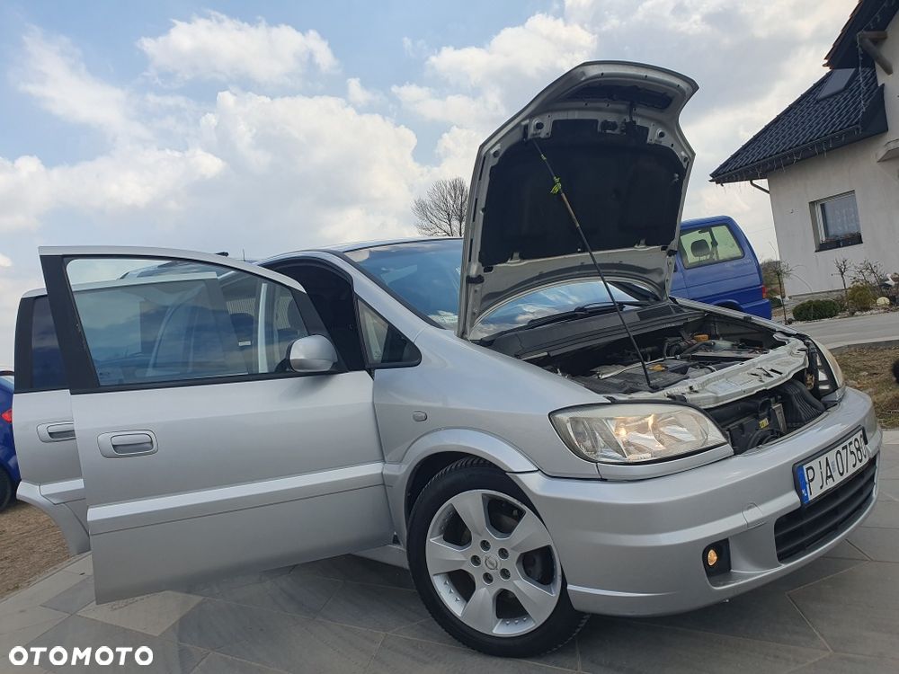 Opel Zafira - 3