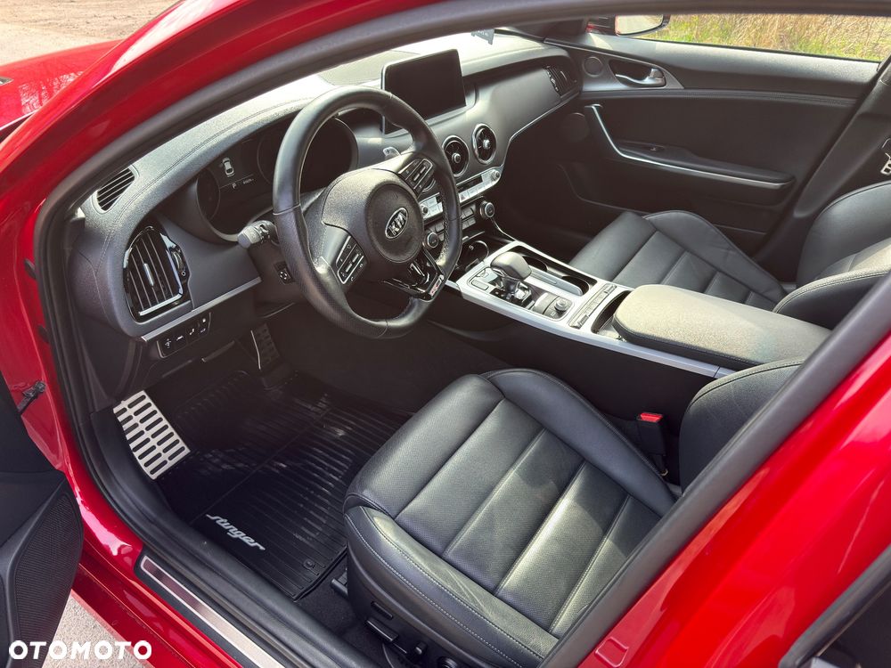 Kia Stinger 2.0 T-GDI GT Line - 12