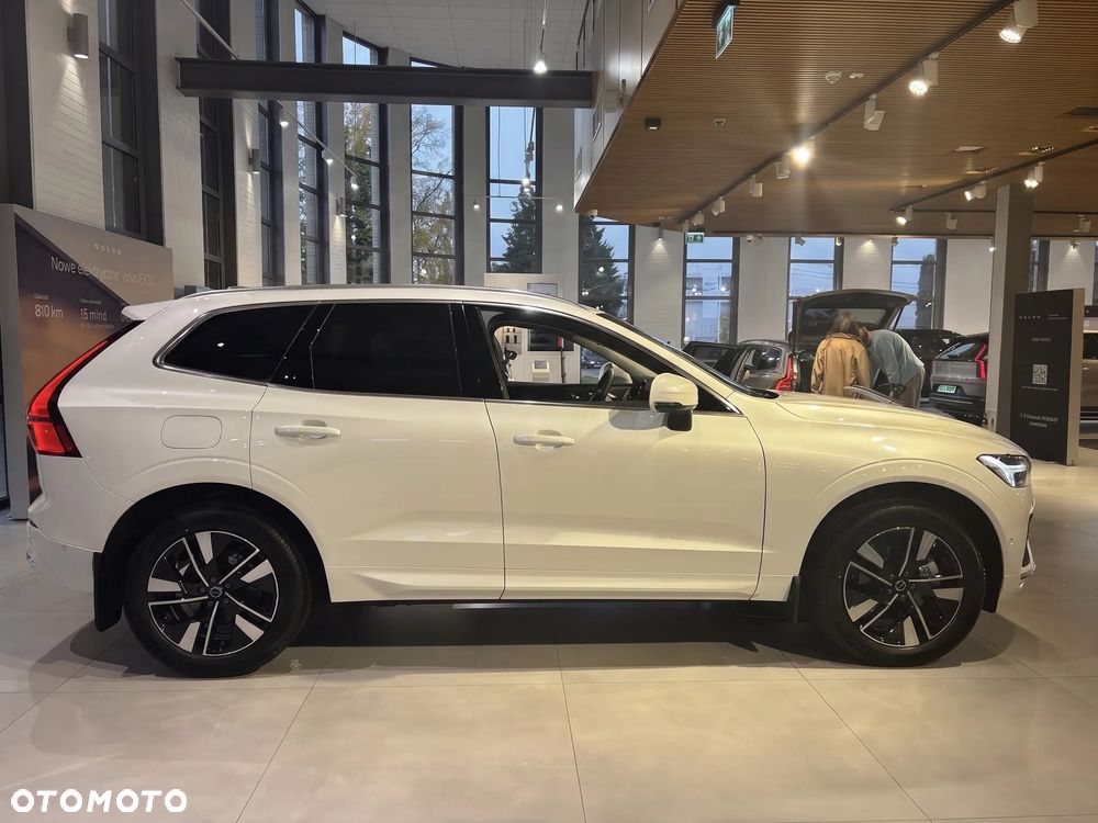 Volvo XC 60 B5 B AWD Plus Bright - 7