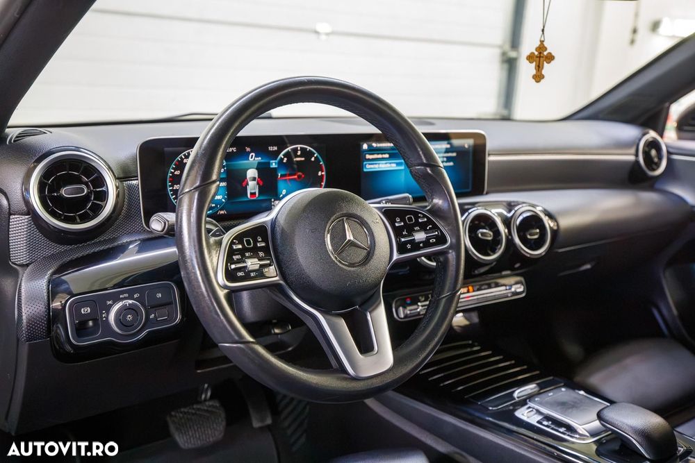 Mercedes-Benz A 180 - 16