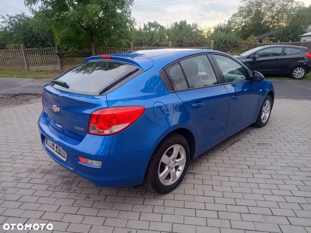 Chevrolet Cruze - 5