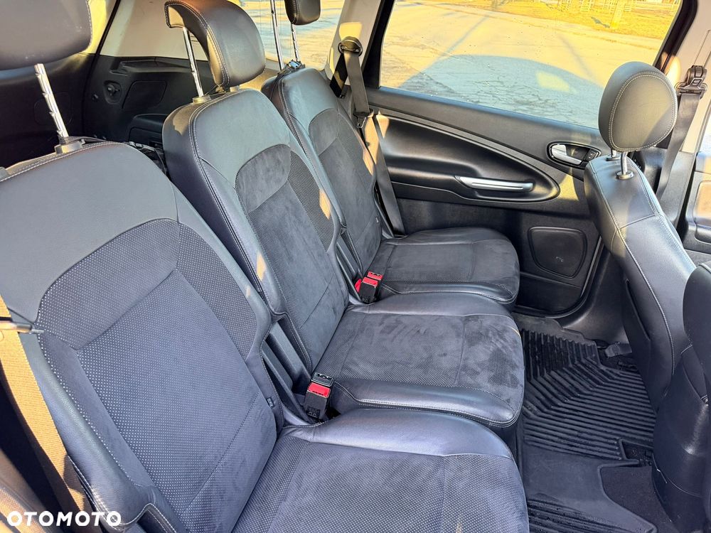 Ford S-Max 2.0 TDCi DPF Titanium X - 24