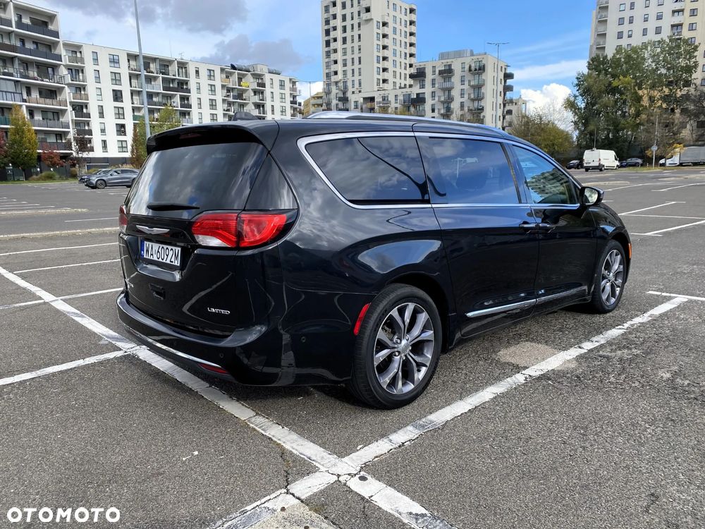 Chrysler Pacifica 2017 photo 5