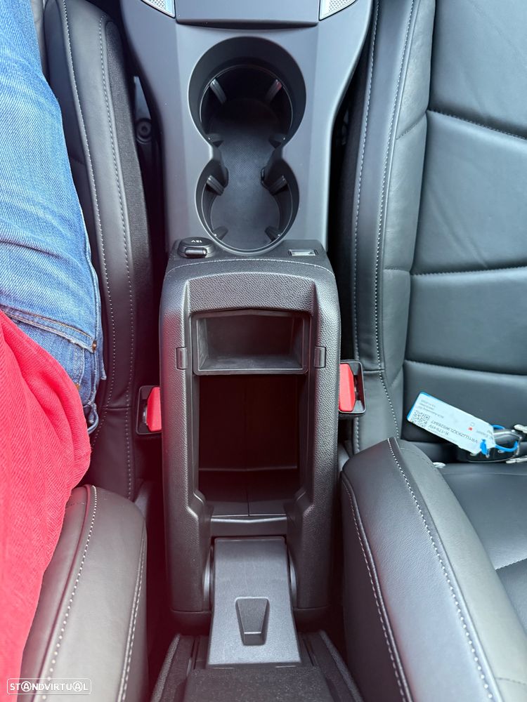 DS DS3 Crossback E-TENSE PERFORMANCE LINE + - 35