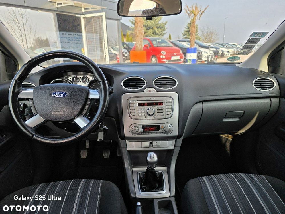 Ford Focus - 35