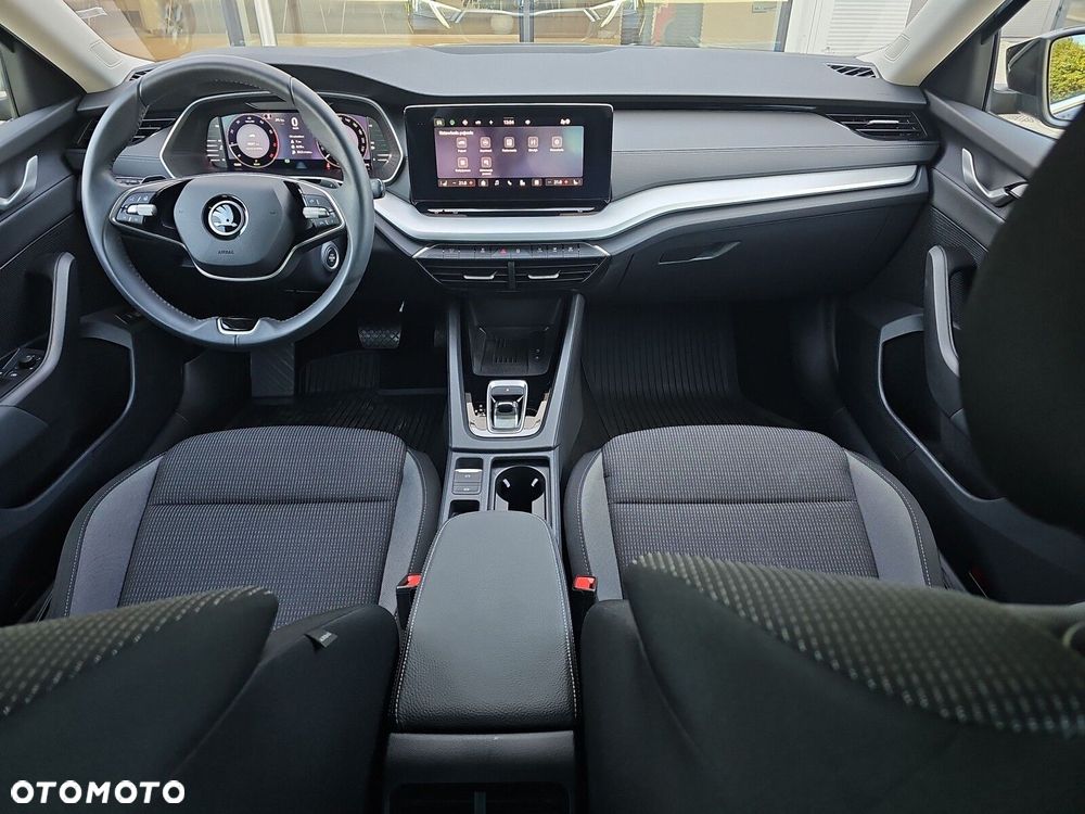 Skoda Octavia 1.5 TSI mHEV Selection DSG - 10