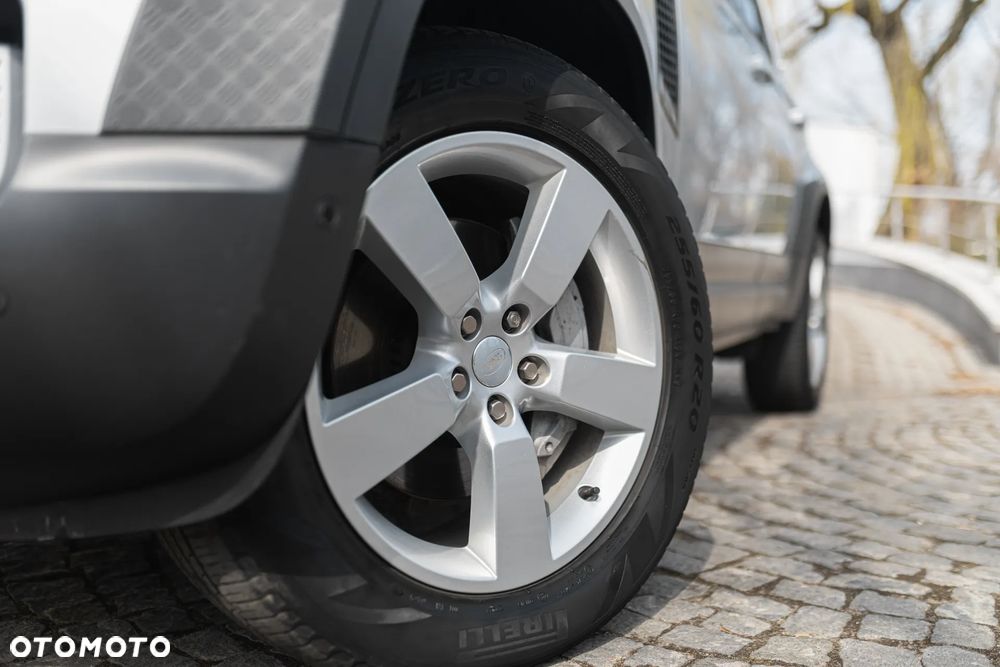 Land Rover Defender 3.0 P400 mHEV First Edition - 3