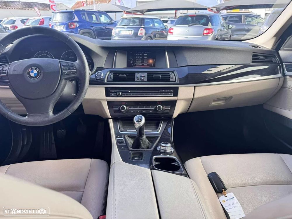 BMW 520 d Line Sport - 15