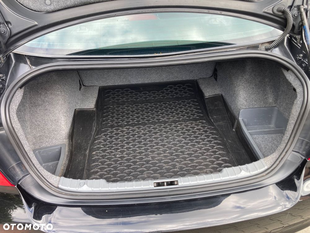 BMW Seria 3 318d DPF - 9