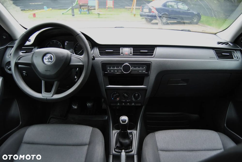 Skoda RAPID 1.2 TSI Style - 9