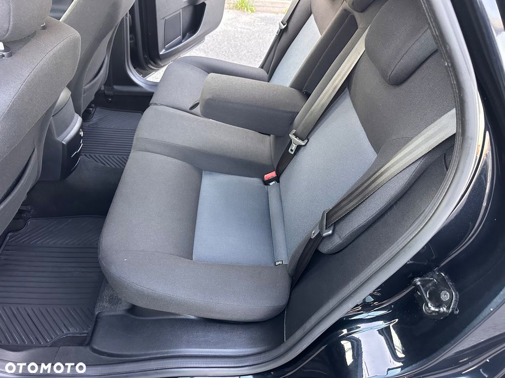 Ford Mondeo - 18