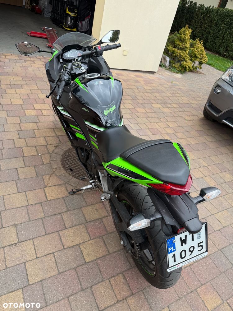 Kawasaki Ninja 300 ABS - 7