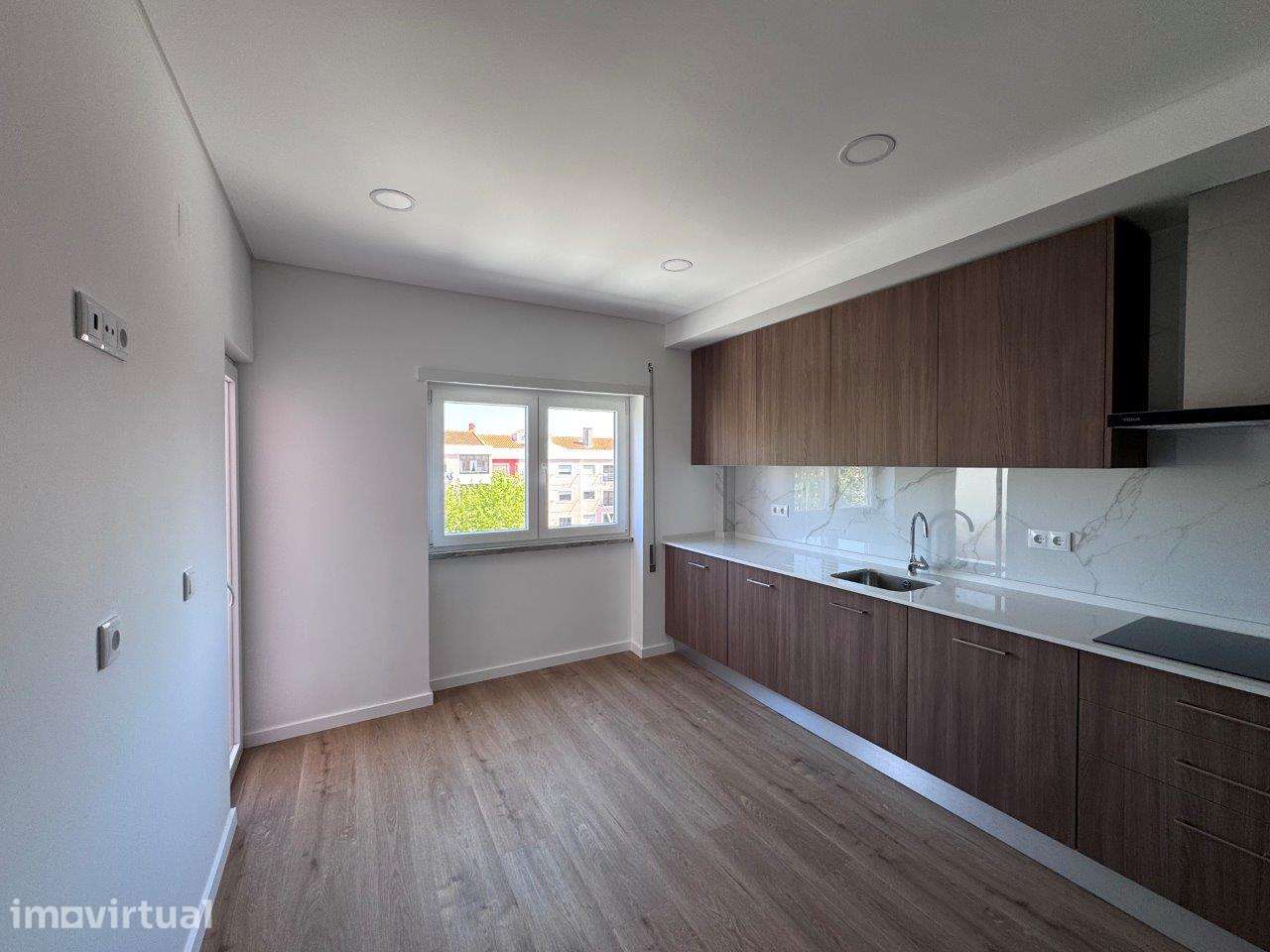 T2 Totalmente Remodelado e Equipado - 92 m² – Pinhal Novo - Grande imagem: 3/26
