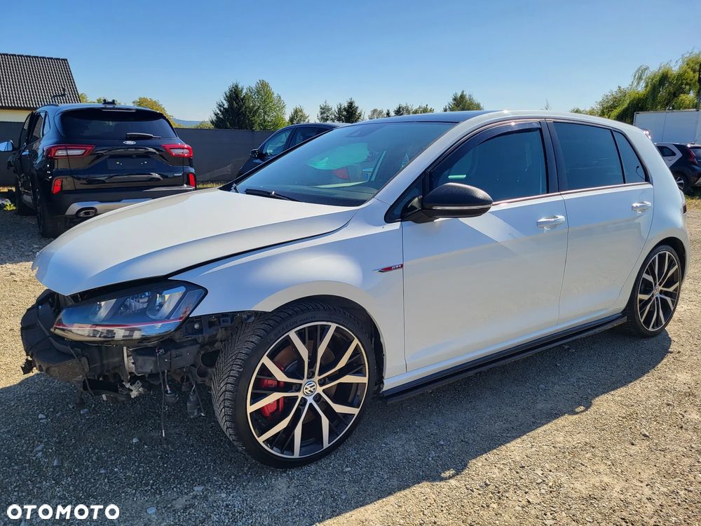 Volkswagen Golf GTI 2.0 TSI OPF Performance - 1
