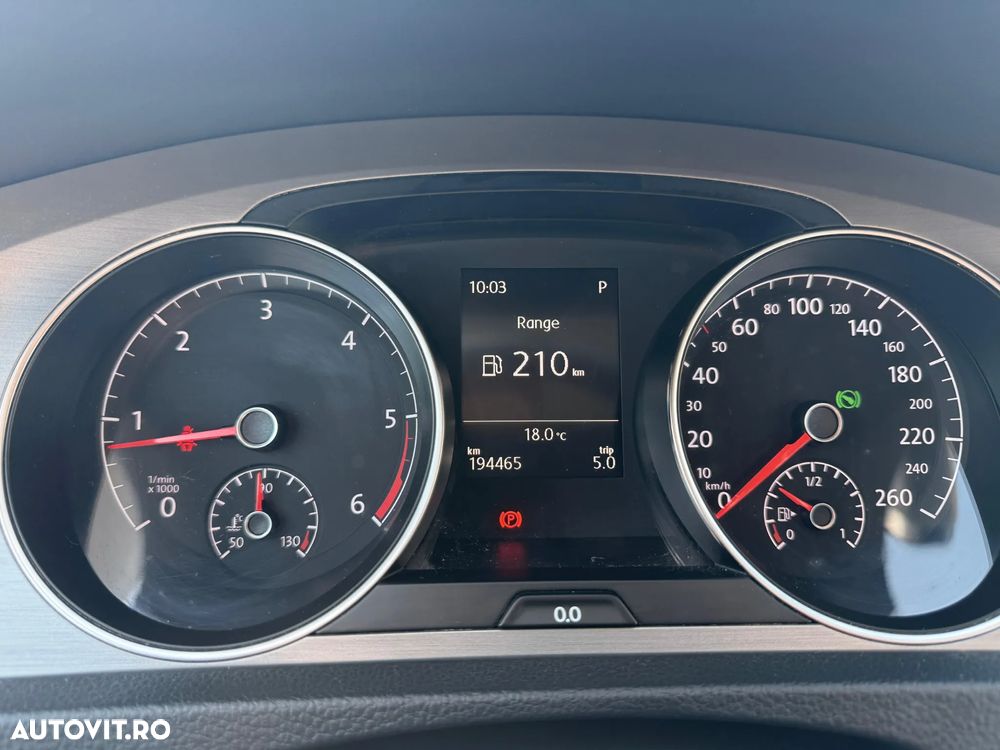 Volkswagen Golf 1.6 TDI DPF BMT DSG Comfortline - 6