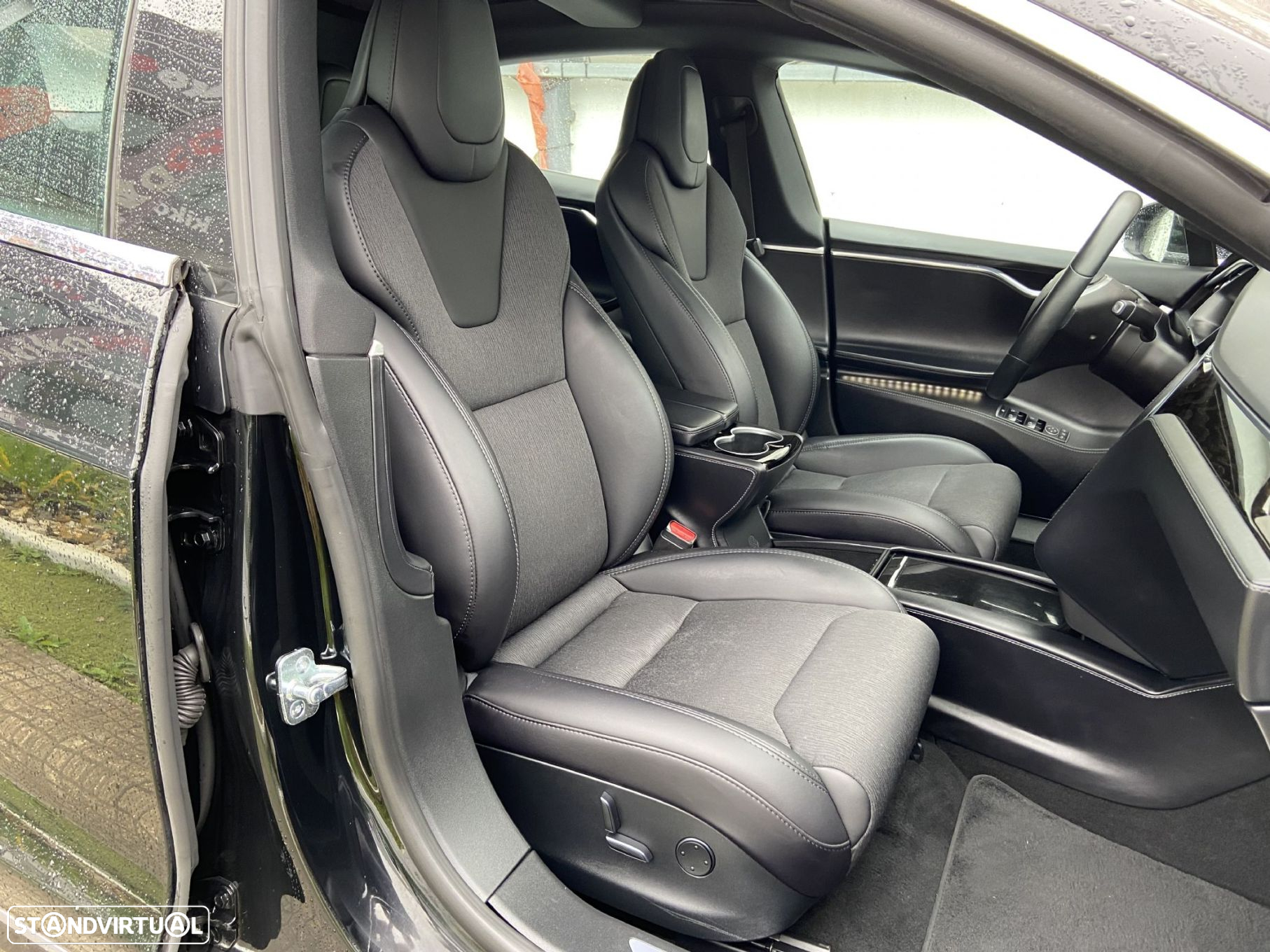 Tesla Model S 75D - 29