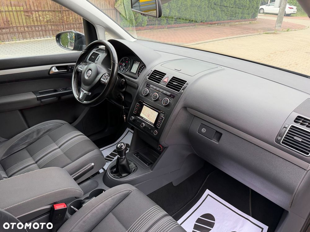 Volkswagen Touran 2.0 TDI DPF BlueMotion Technology MATCH - 35