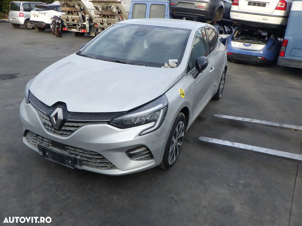 Dezmembrez Renault CLIO ,1.0 TCE , AN 2023 , Benzina