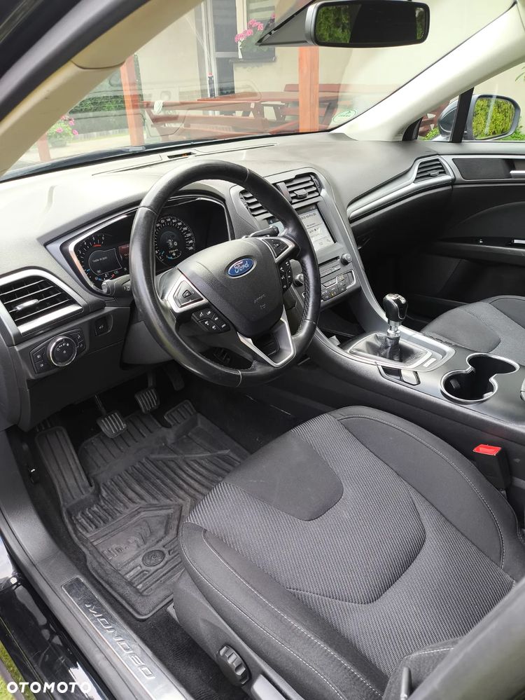 Ford Mondeo 2.0 TDCi Start-Stopp Titanium - 19