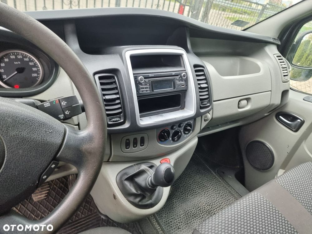 Opel Vivaro - 13