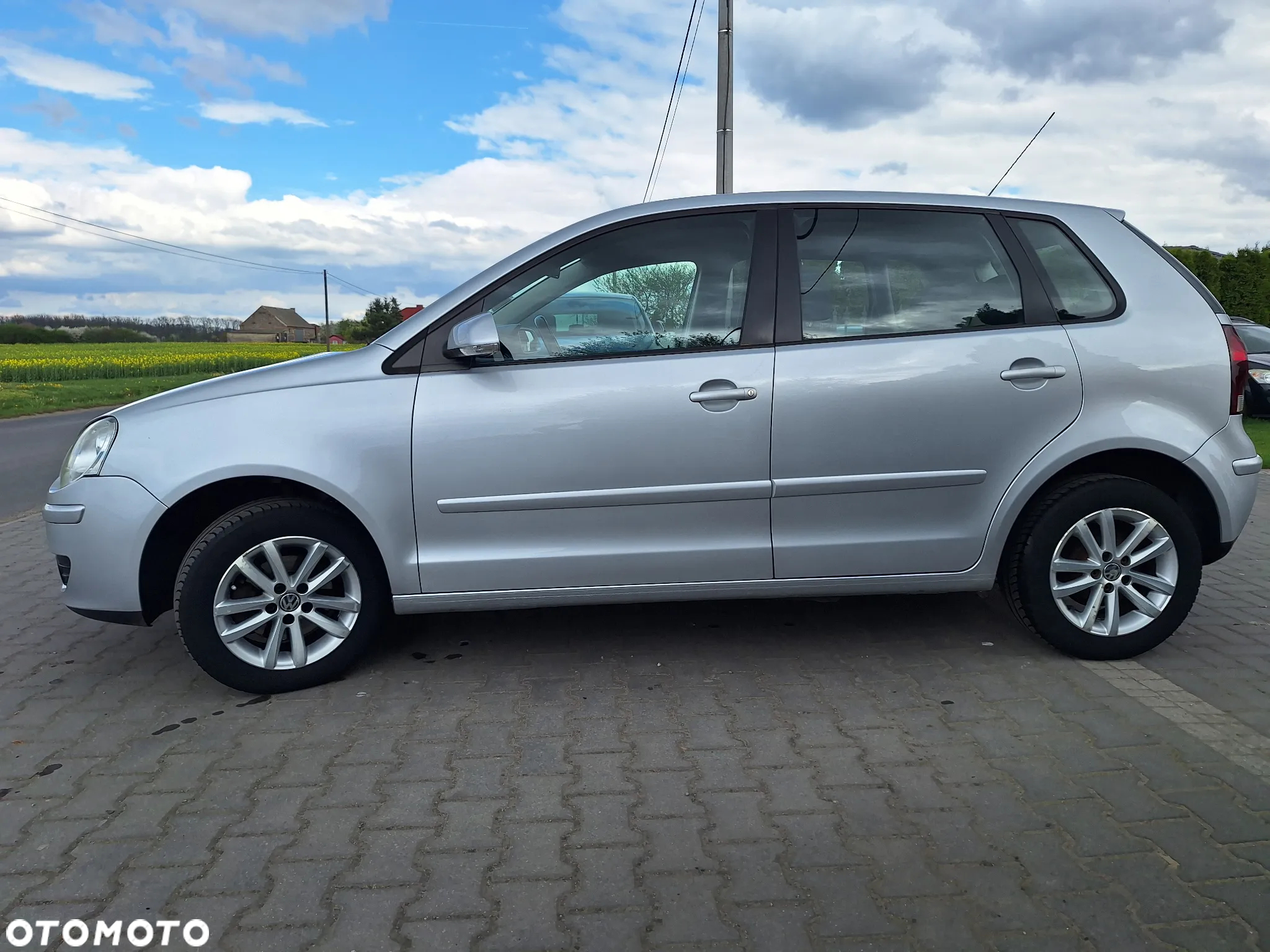 Volkswagen Polo 1.4 16V Trendline - 10