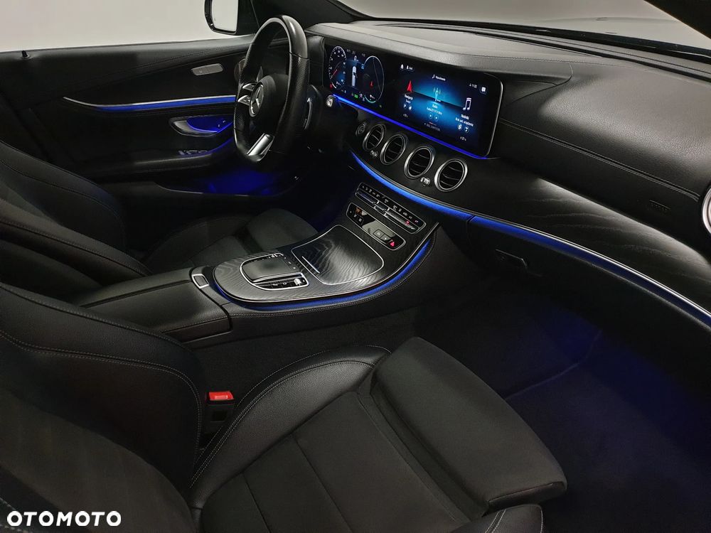 Mercedes-Benz Klasa E 300 de 4Matic 9G-TRONIC AMG Line - 26