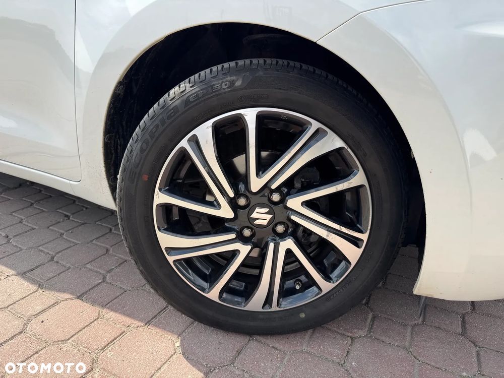 Suzuki Swift 1.2 Dualjet Hybrid Club - 18