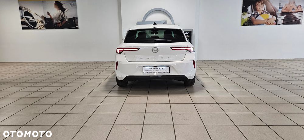 Opel Astra 1.2 T Business Edition S&S - 5