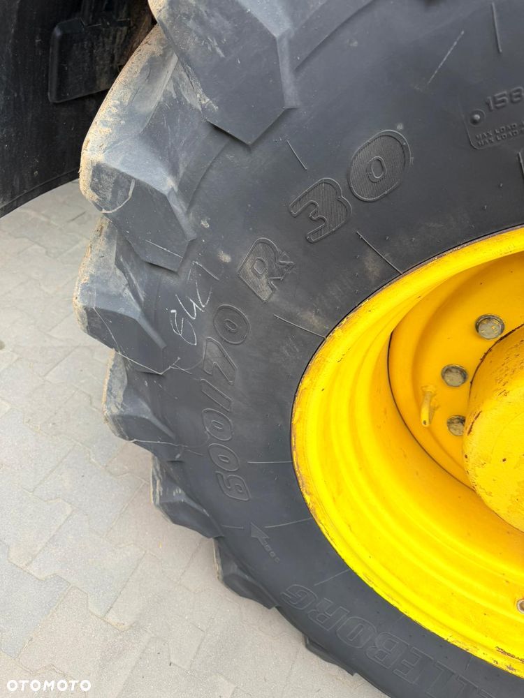 John Deere 8420 - 24