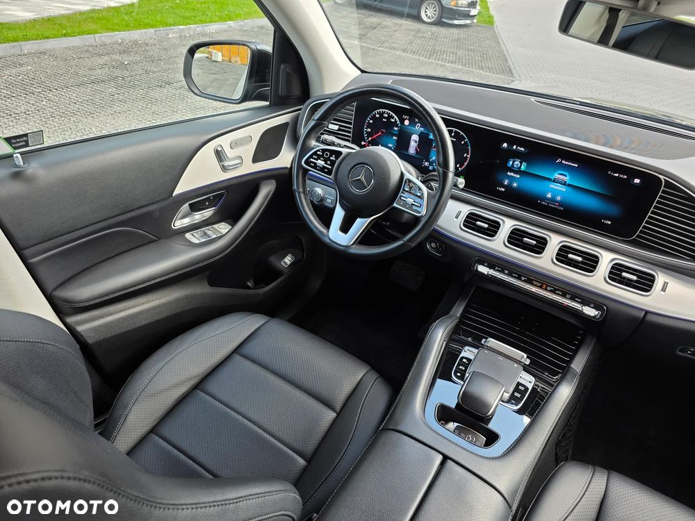 Mercedes-Benz GLE 300 d 4-Matic - 33