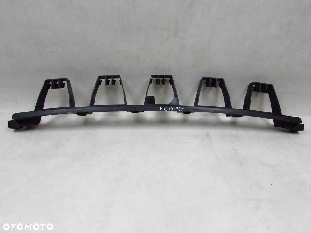 VOLVO V50 04-13 SLIZG SRODKOWY MOCOWANIA ZDERZAKA TYL 30763014 - 1