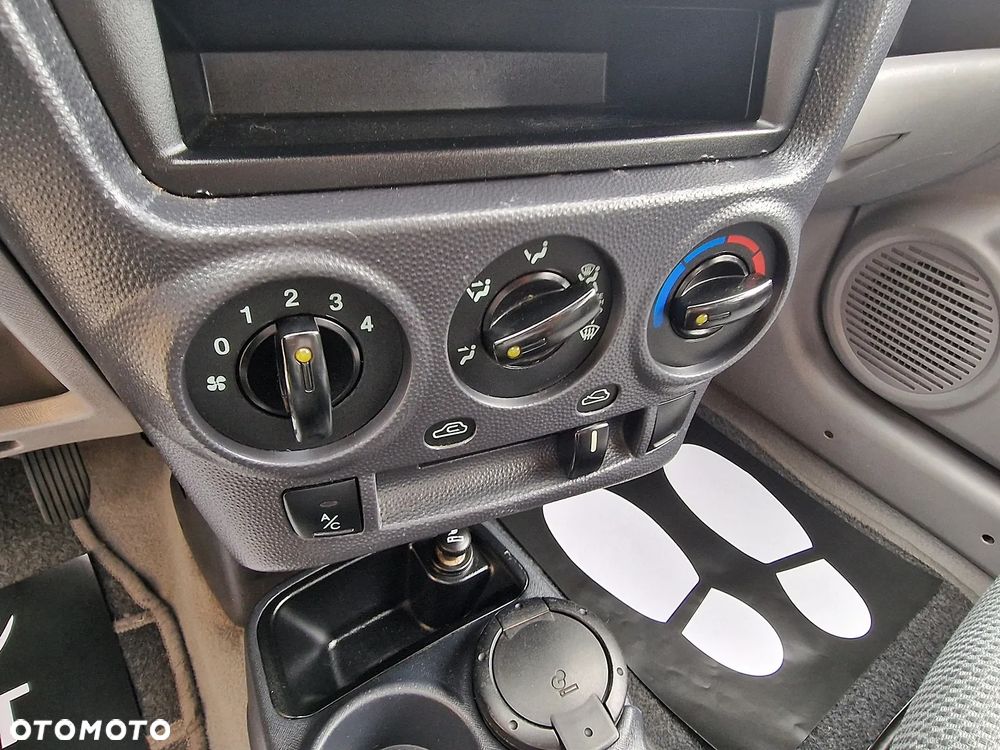 Kia Picanto - 12
