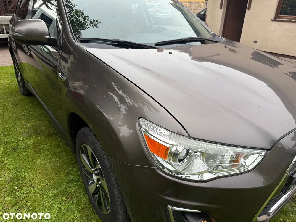 Mitsubishi ASX 1.6 2WD Plus - 17