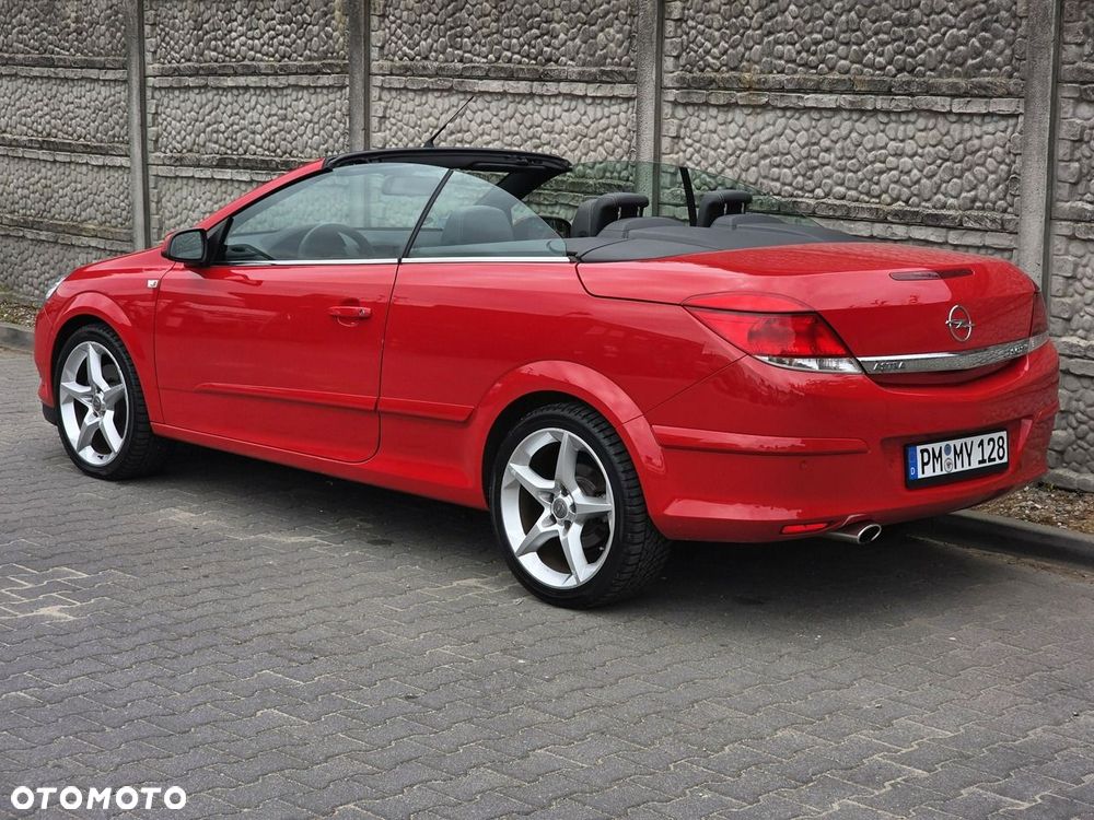 Opel Astra 1.9 CDTI Cosmo - 9