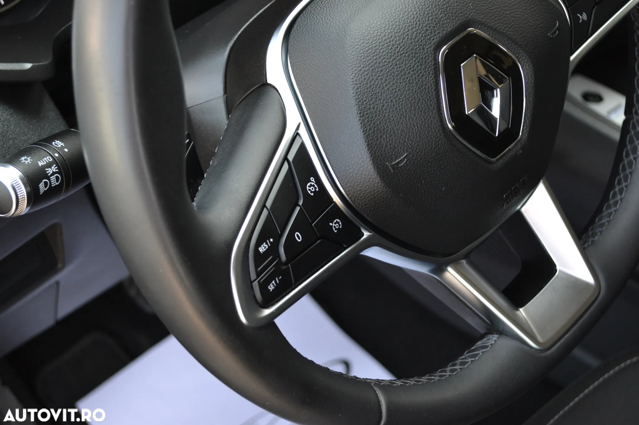 Renault Captur - 9