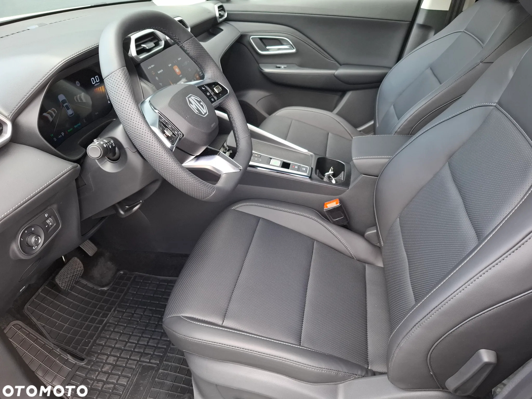MG ZS 1.5 HEV+ Exclusive - 18