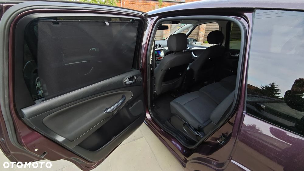 Ford S-Max 2.0 Titanium - 11