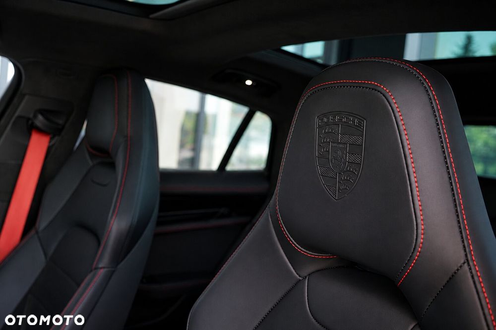 Porsche Panamera GTS - 16