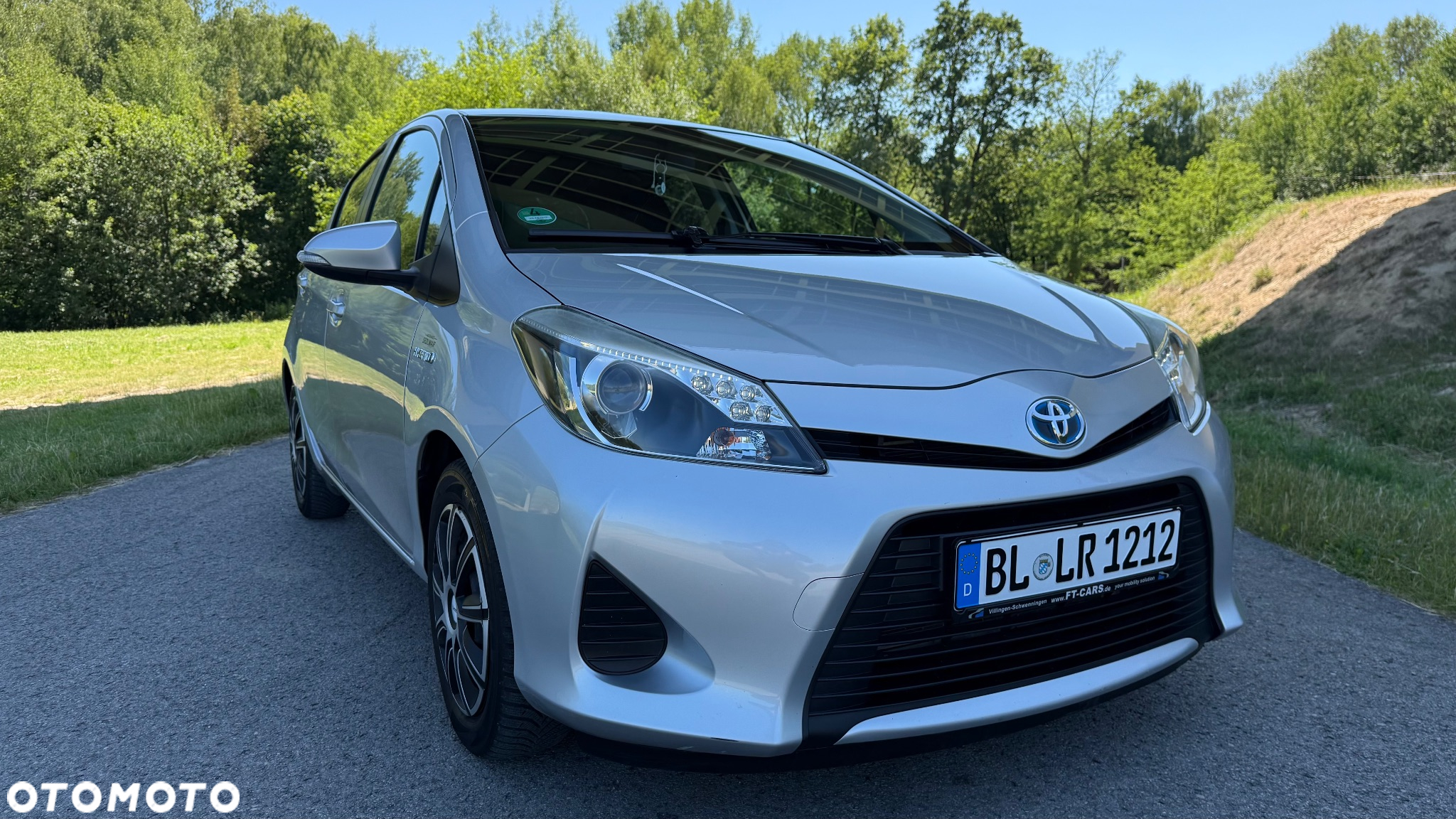 Toyota Yaris Hybrid 100 Active - 25