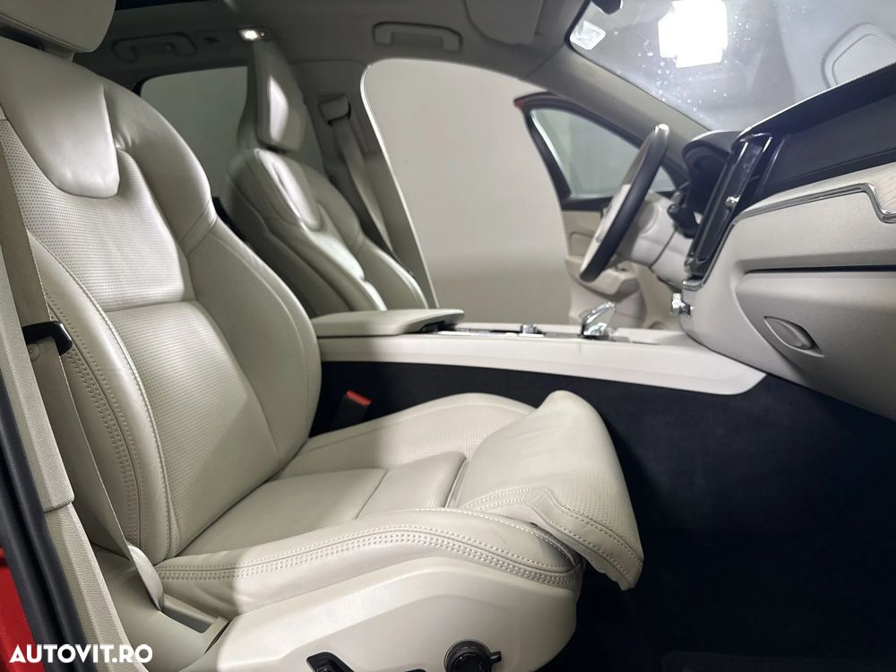 Volvo XC 60 - 12