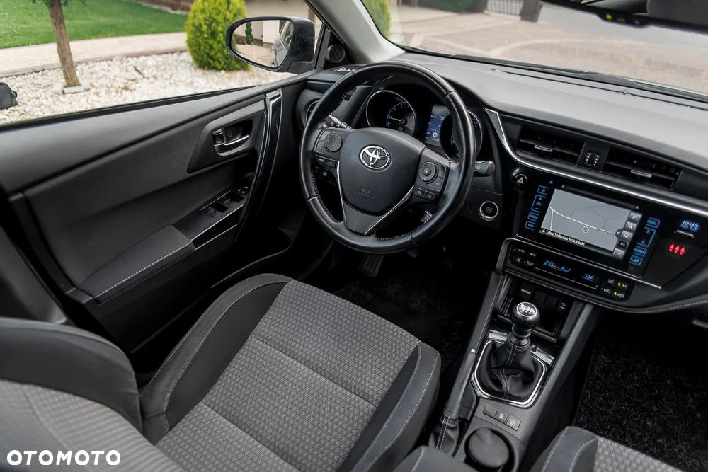 Toyota Auris 1.2 Turbo Touring Sports Comfort - 26