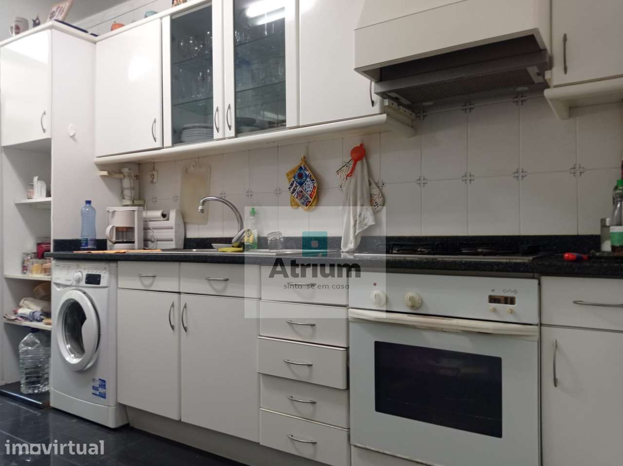 T2 + 1 com varandas, garagem e elevador em Braga - Grande imagem: 2/13