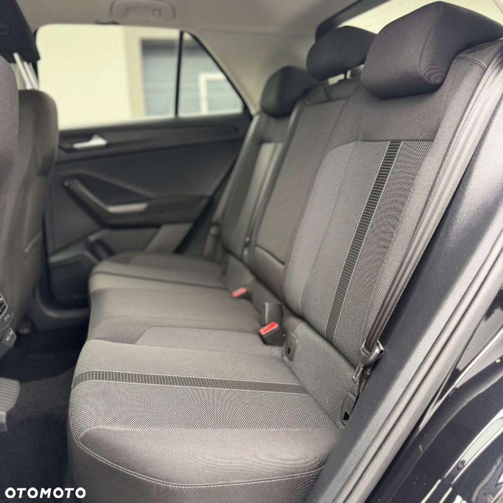 Volkswagen T-Roc - 19