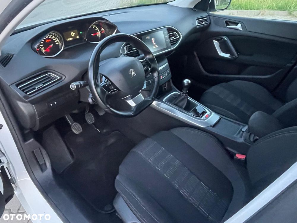 Peugeot 308 PureTech 130 Stop & Start Allure - 9