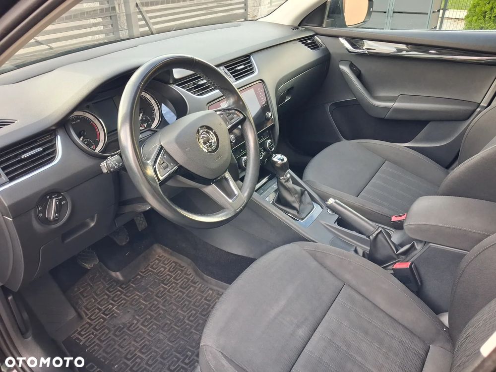 Skoda Octavia 1.4 TSI Style - 6