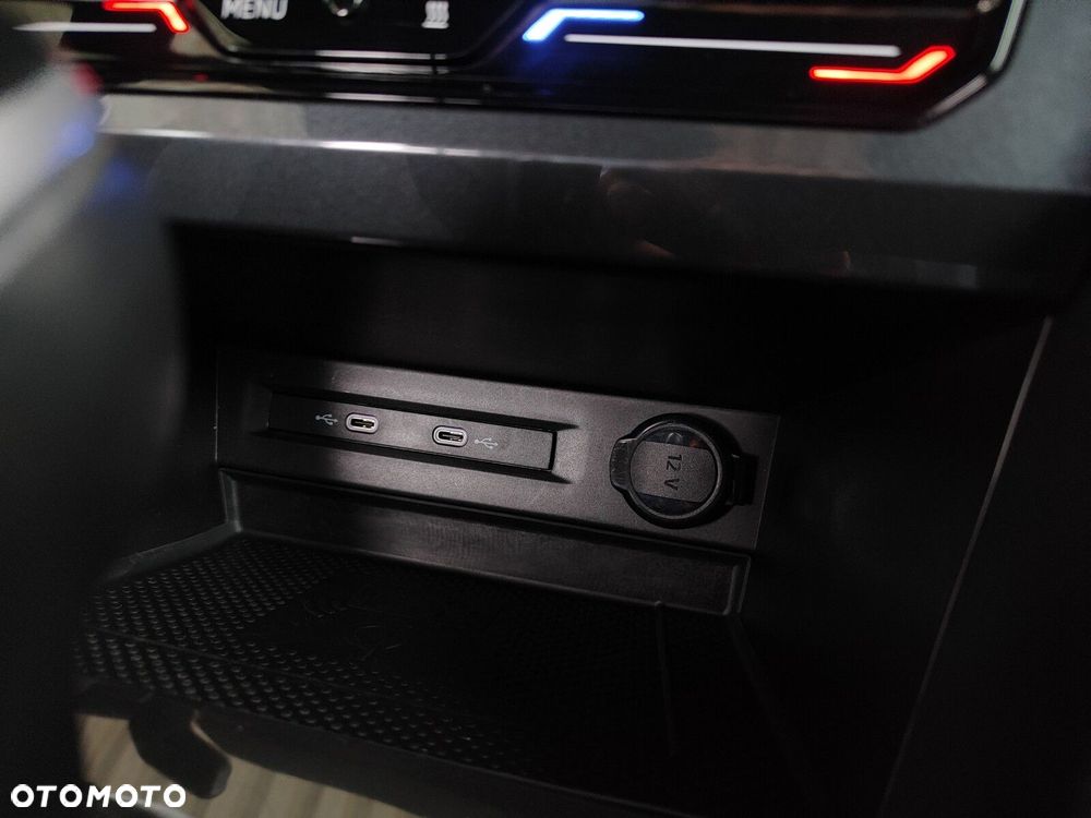 Volkswagen Tiguan 2.0 TDI SCR 4Mot R-Line DSG - 23