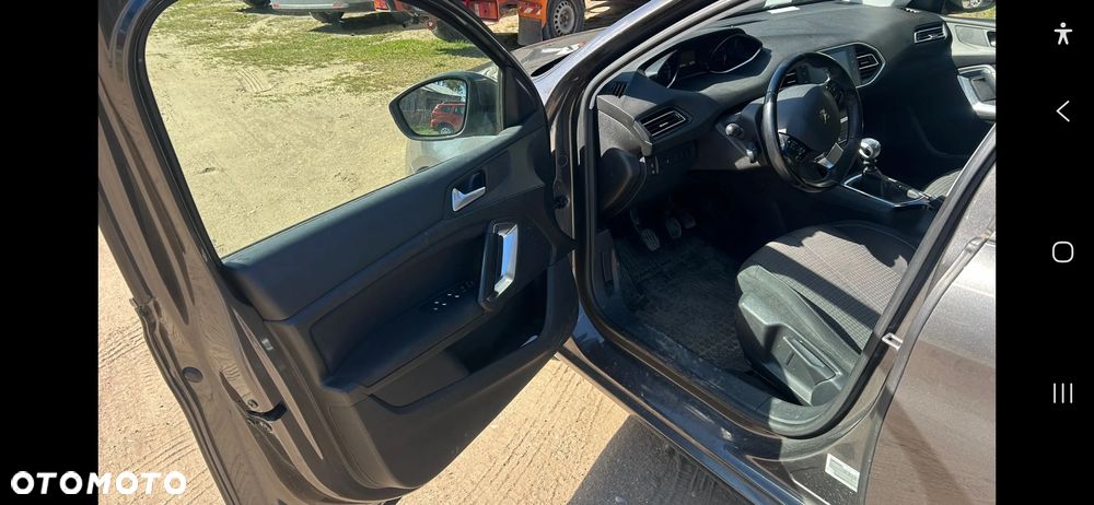 Peugeot 308 1.2 PureTech GPF Active S&S - 5