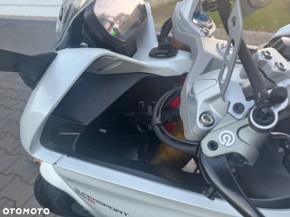 Ducati SuperSport - 39
