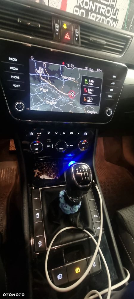 Skoda Superb 2.0 TDI Style - 15