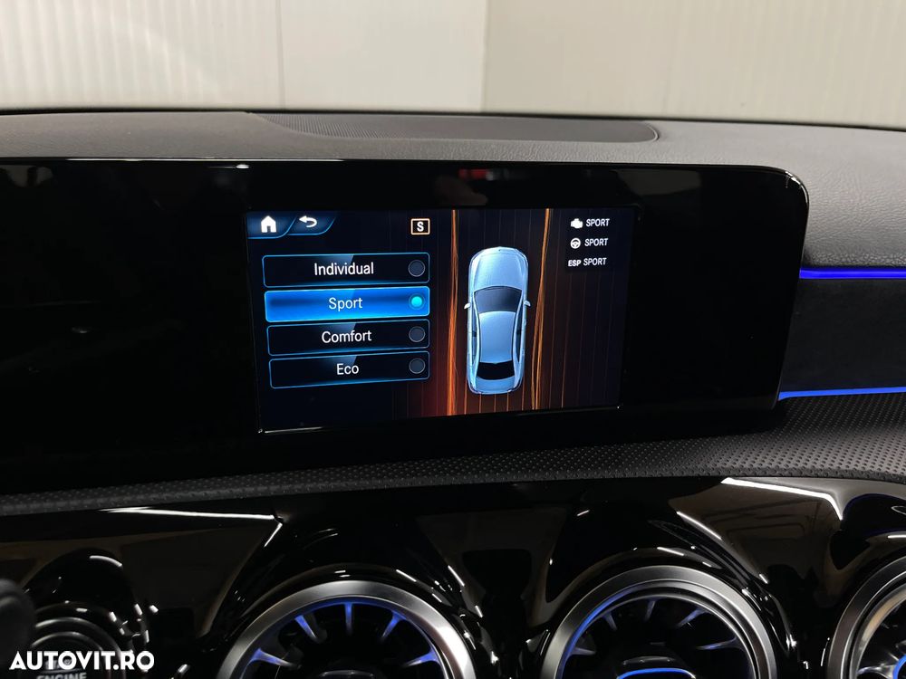 Mercedes-Benz A 220 d Sedan 8G-DCT - 18